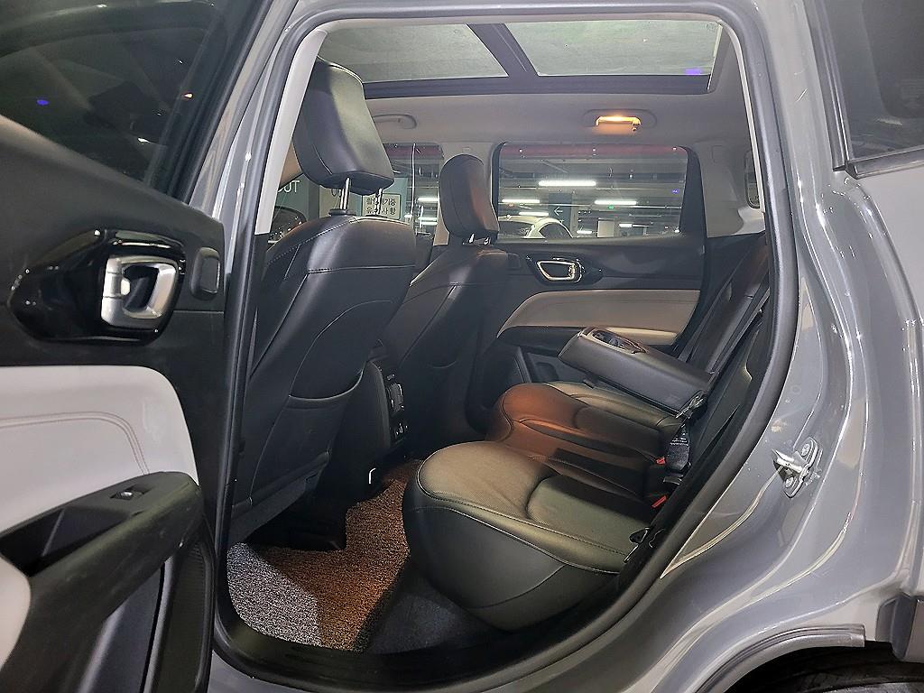 Jeep Compass - Vista 8