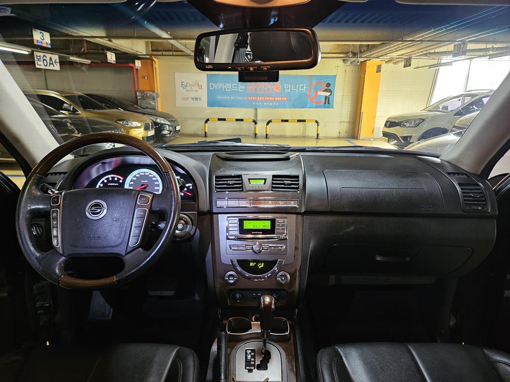 Ssangyong Rexton - Vista 9
