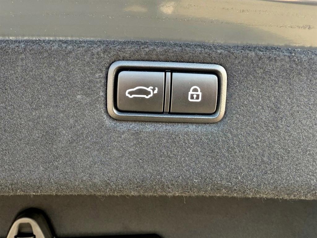 Genesis G80 2018 Gris - Importación desde Corea - HF Imports Iquique - Foto 18