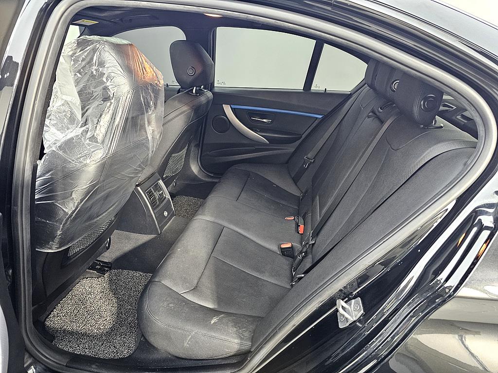 BMW 3 series - Vista 9