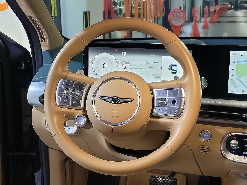 Genesis GV60 - Vista 9