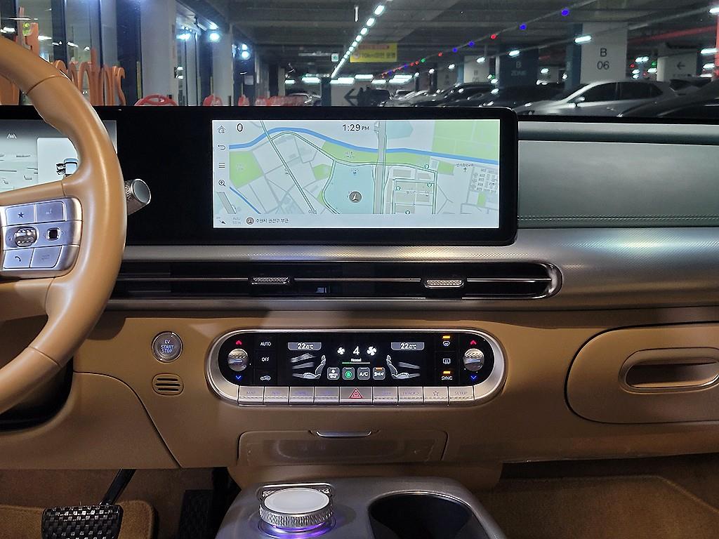 Genesis GV60 - Vista 11