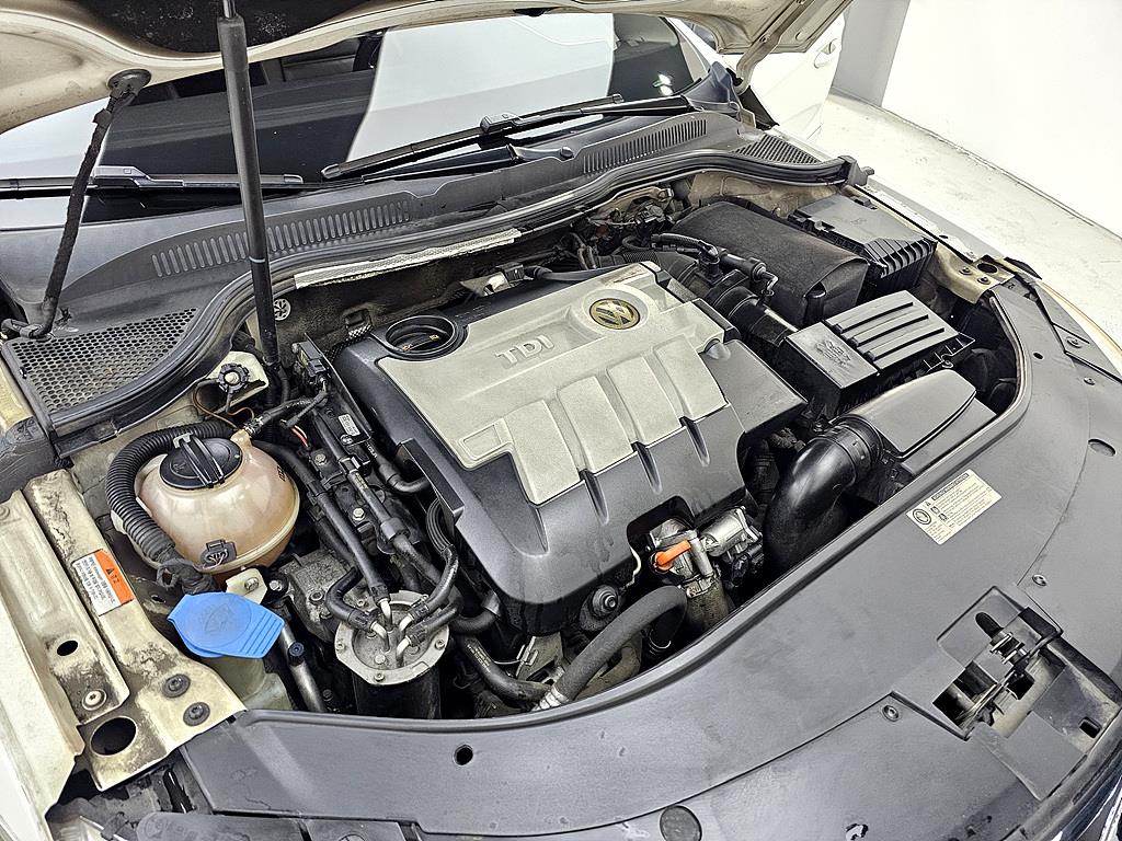 Volkswagen CC - Vista 6