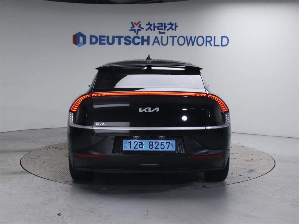 KIA EV6 - Vista 4