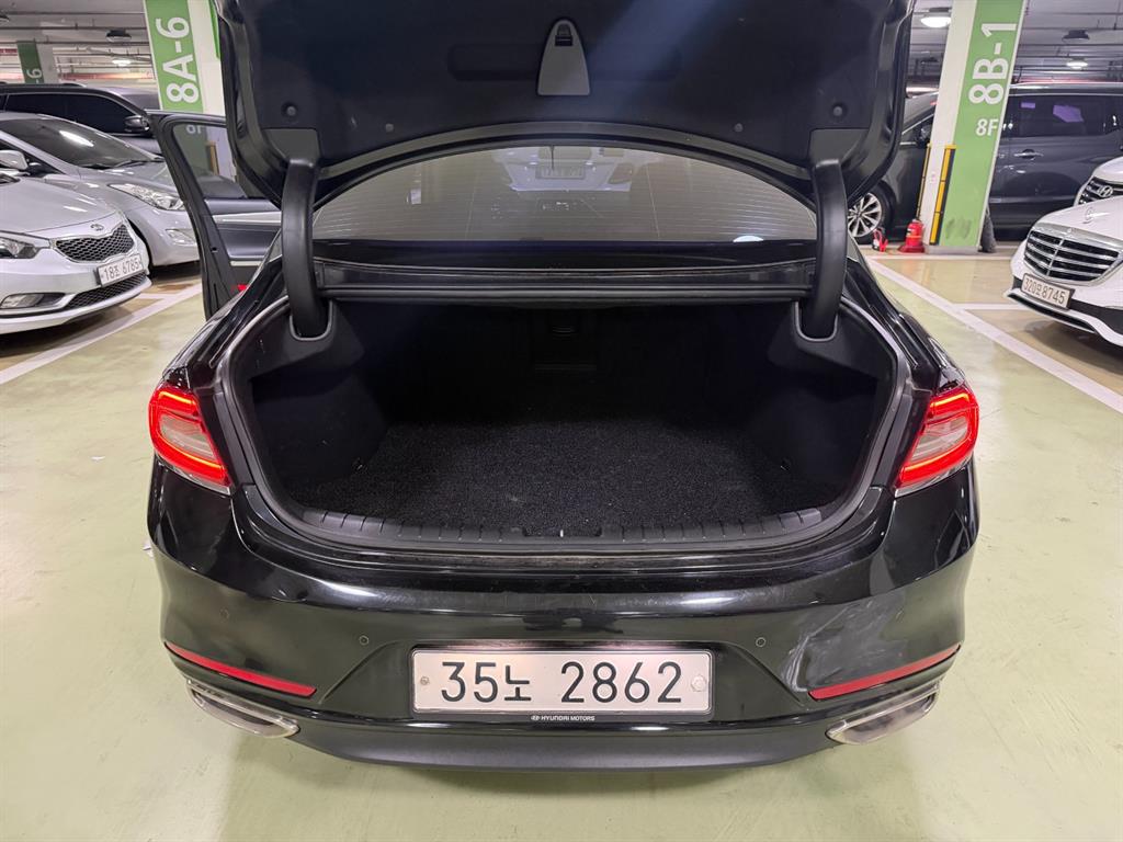 HYUNDAI Grandeur 2019 Negro - Importación desde Corea - HF Imports Iquique - Foto 17