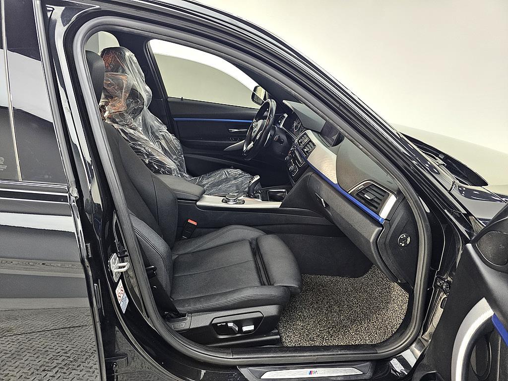 BMW 3 series - Vista 11