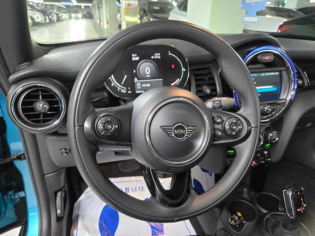 Mini Cooper Convertible - Vista 10