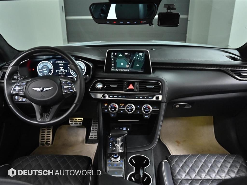 Genesis G70 - Vista 7