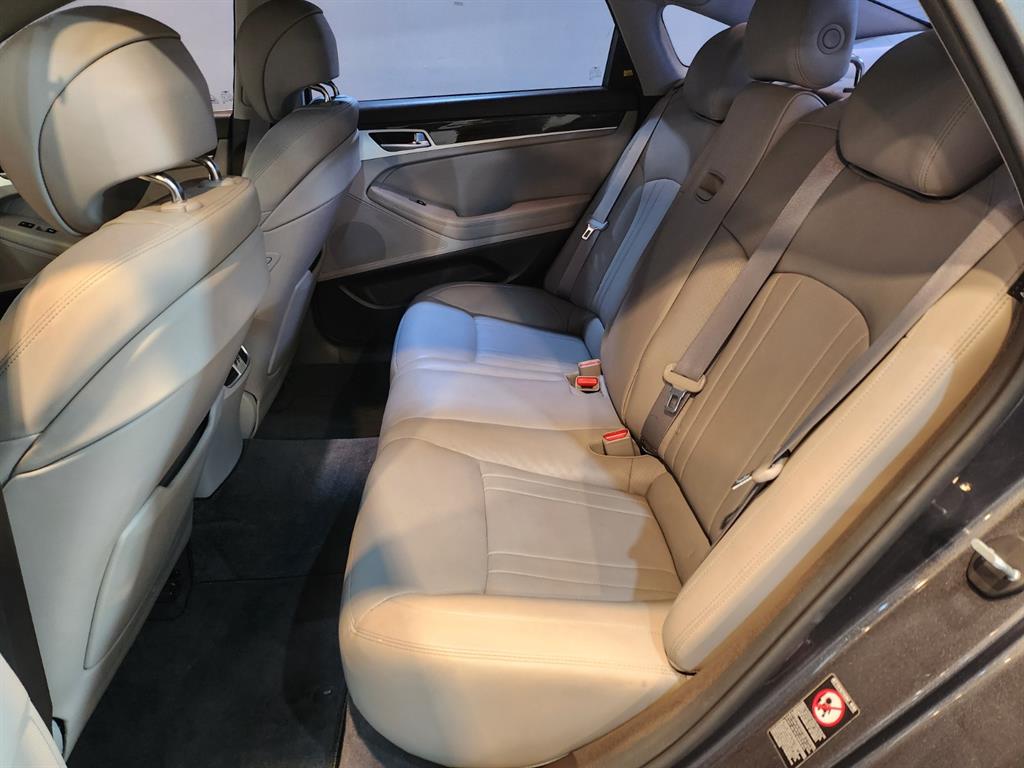 Genesis G80 - Vista 5