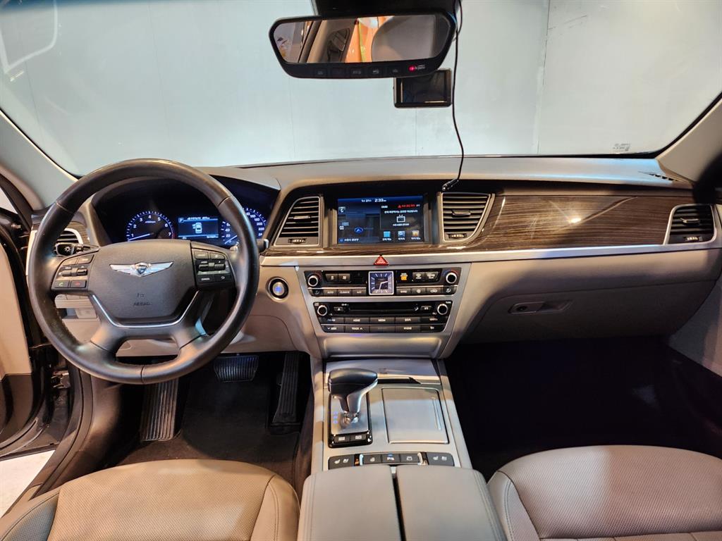 Genesis G80 - Vista 6