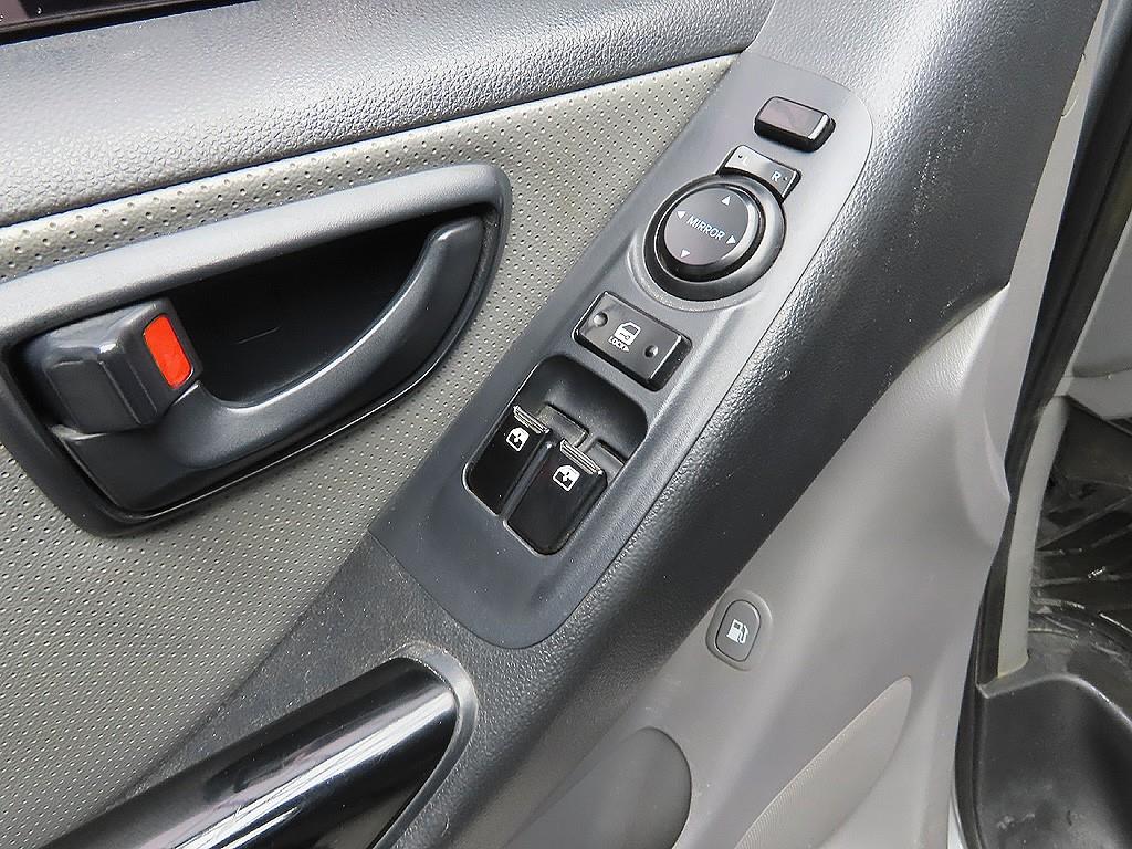 HYUNDAI Starex 2018 Gris - Importación desde Corea - HF Imports Iquique - Foto 13