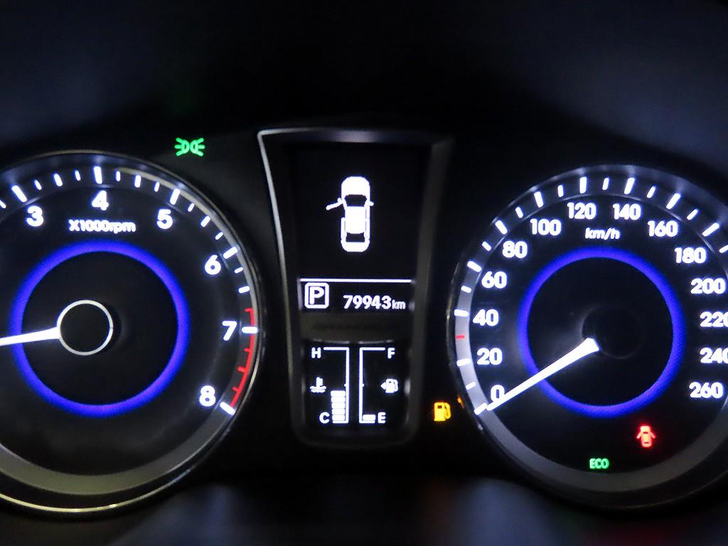 HYUNDAI Grandeur - Vista 9