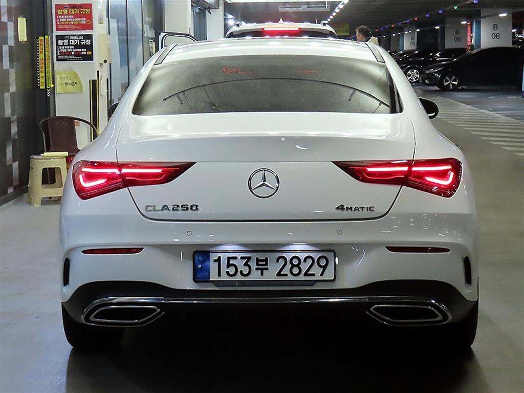 Mercedes Benz CLA Class - Vista 5