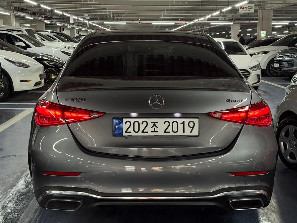 Mercedes Benz C Class - Vista 5