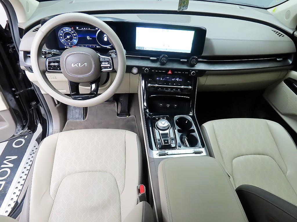 KIA Carnival - Vista 7