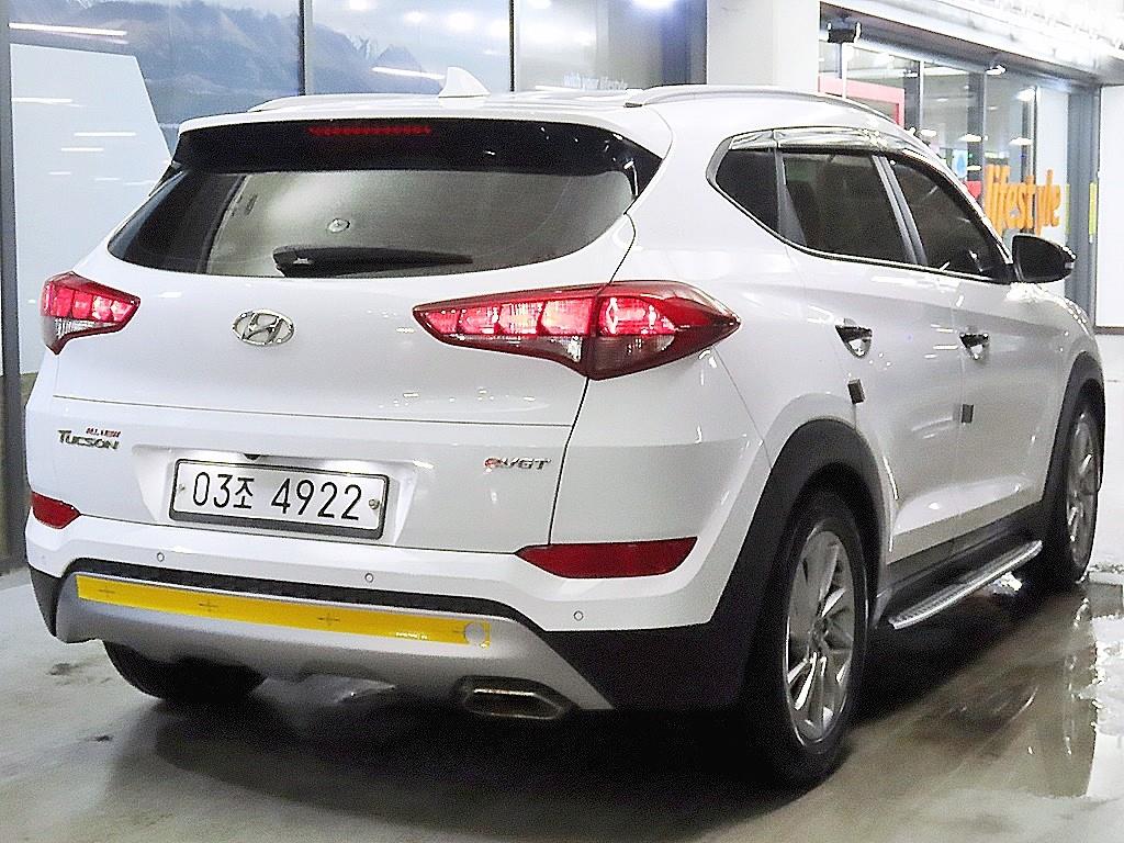HYUNDAI Tucson - Vista 4