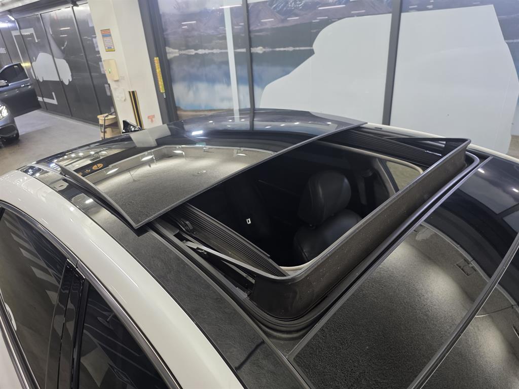 HYUNDAI Grandeur - Vista 8