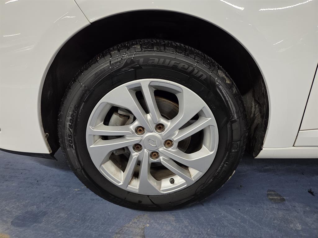 SAMSUNG SM3 2019 Blanco - Importación desde Corea - HF Imports Iquique - Foto 17