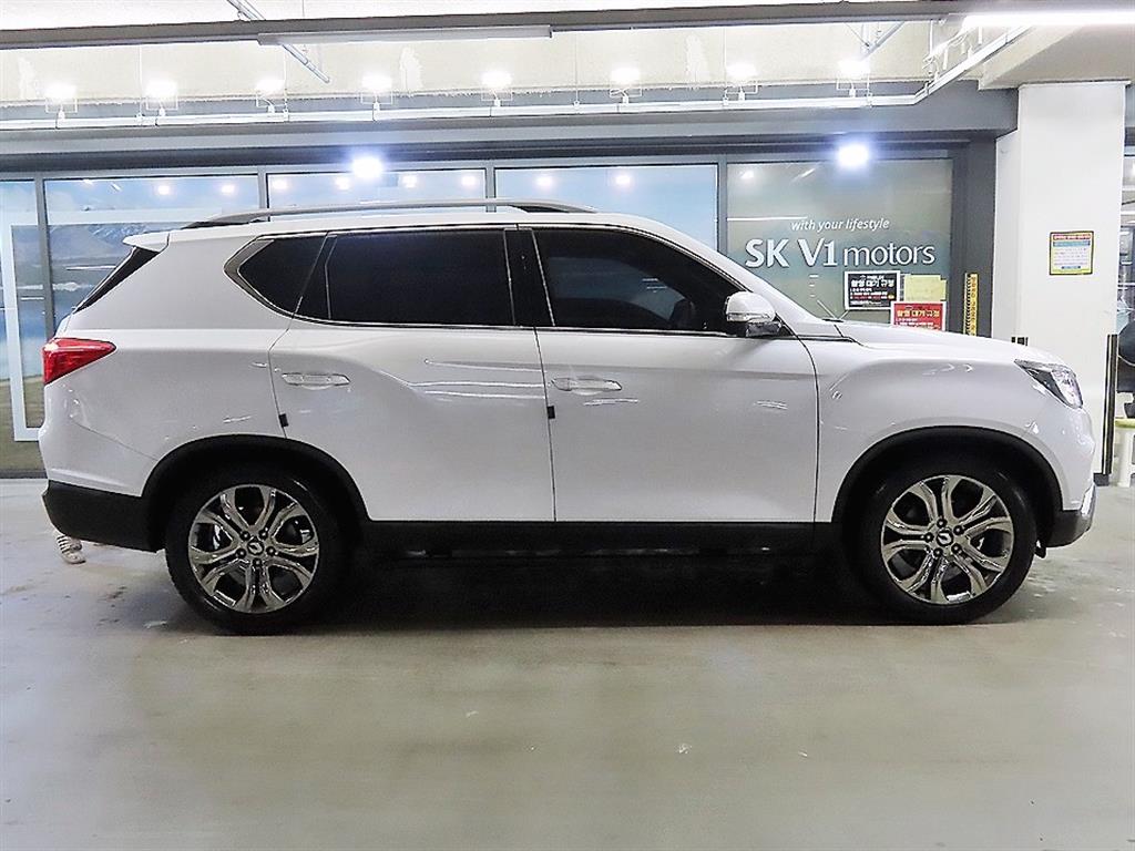 Ssangyong Rexton - Vista 3