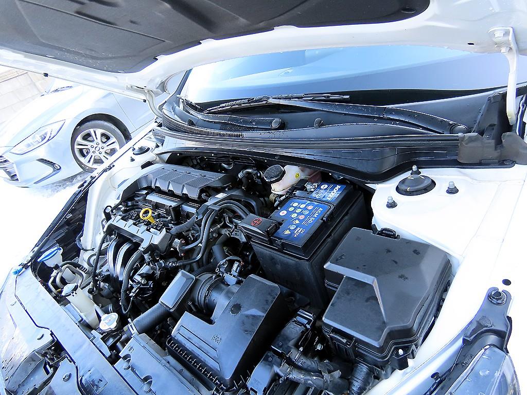 HYUNDAI Avante 2021 Blanco - Importación desde Corea - HF Imports Iquique - Foto 17