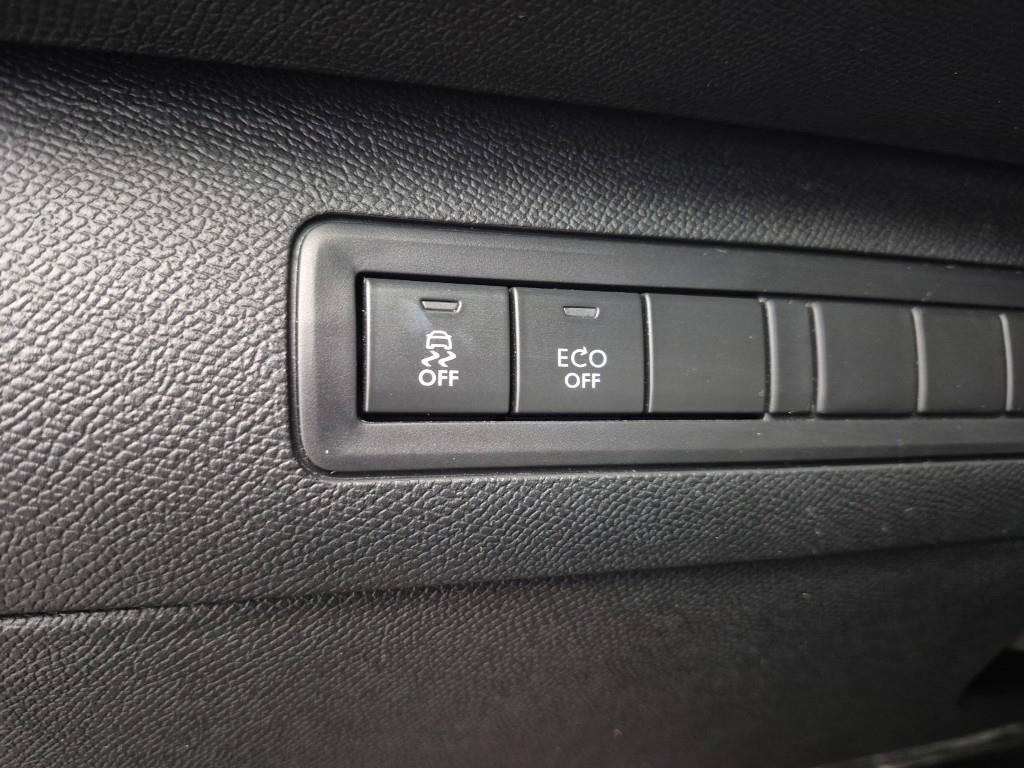 Peugeot 308 2017 Negro - Importación desde Corea - HF Imports Iquique - Foto 17