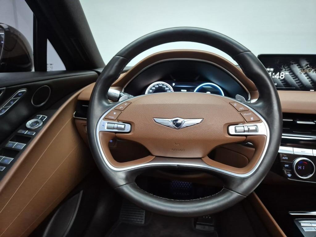 Genesis G80 - Vista 12