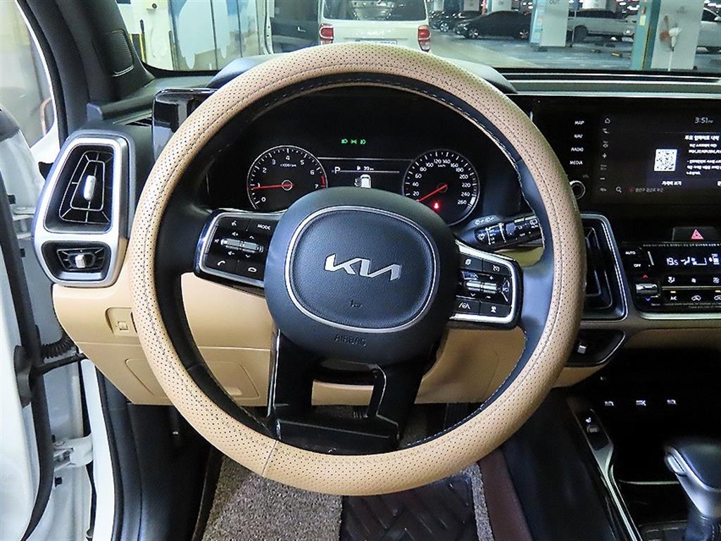 KIA Sorento - Vista 8