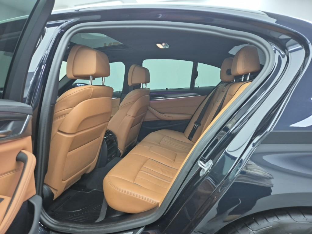 BMW 5 Series - Vista 12