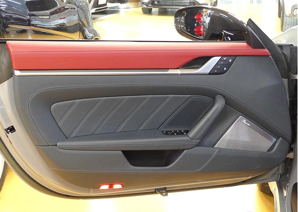 Porsche 911 - Vista 11