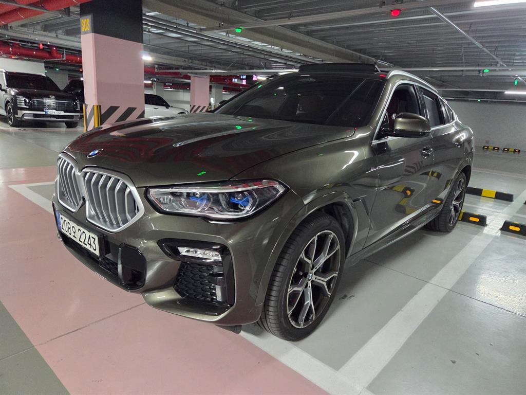 BMW X6 - Vista 2