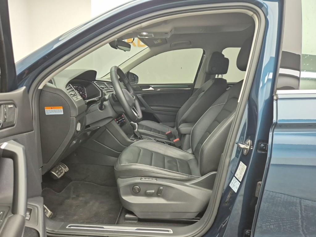 Volkswagen Tiguan - Vista 11