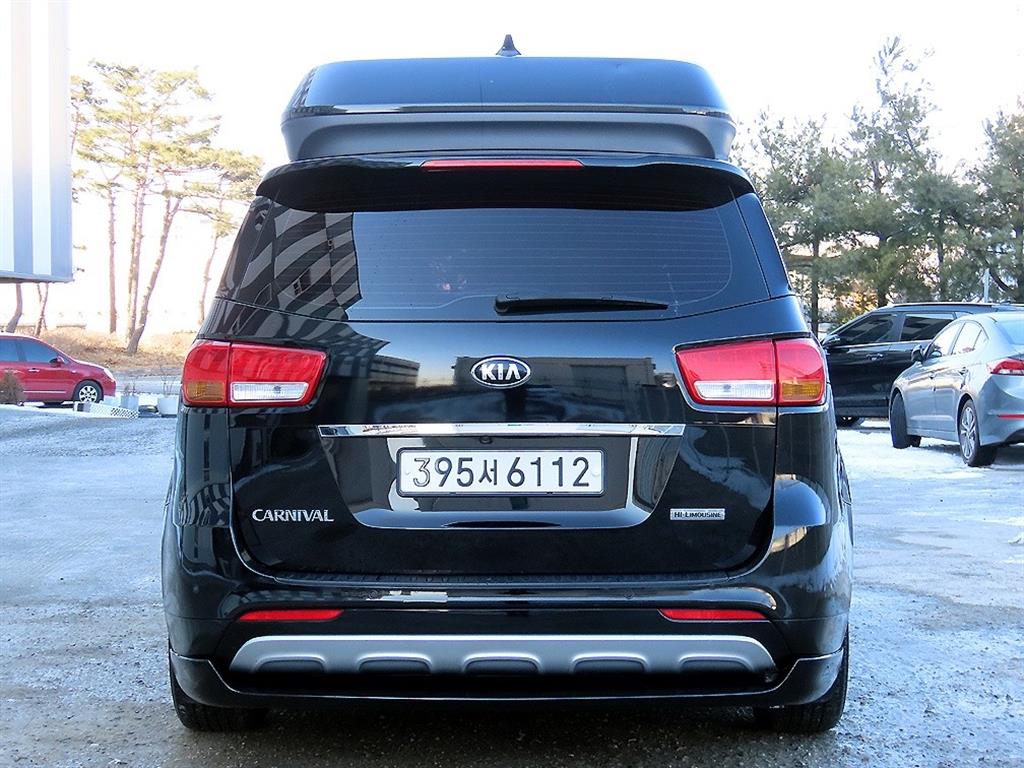 KIA Carnival - Vista 4
