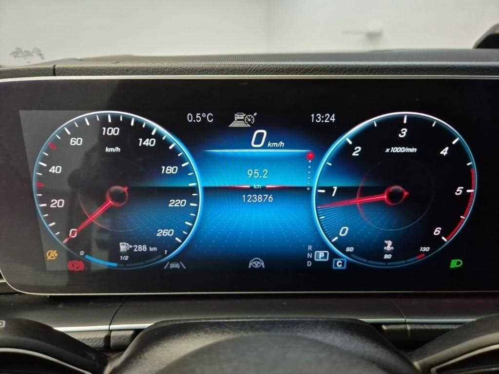 Mercedes Benz GLE Class - Vista 6