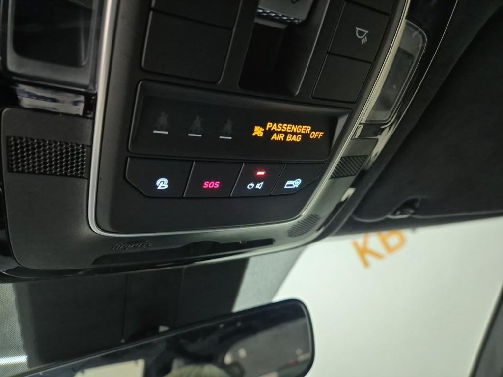 HYUNDAI Santa Fe - Vista 9