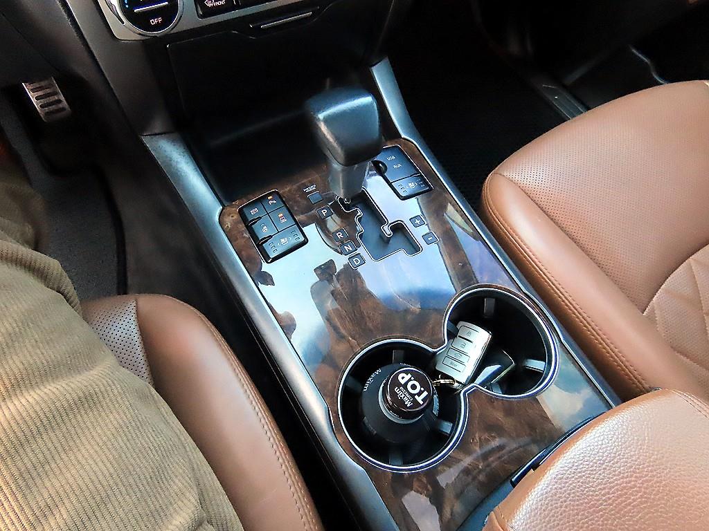 KIA Mohave - Vista 10