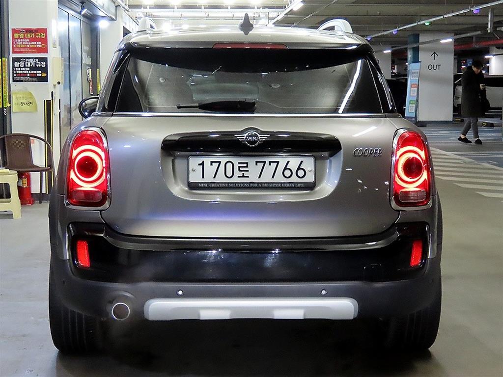 Mini Countryman - Vista 5