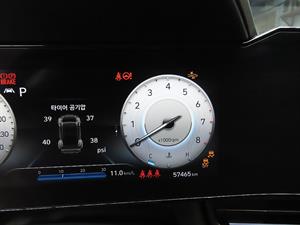 HYUNDAI Avante - Vista 12