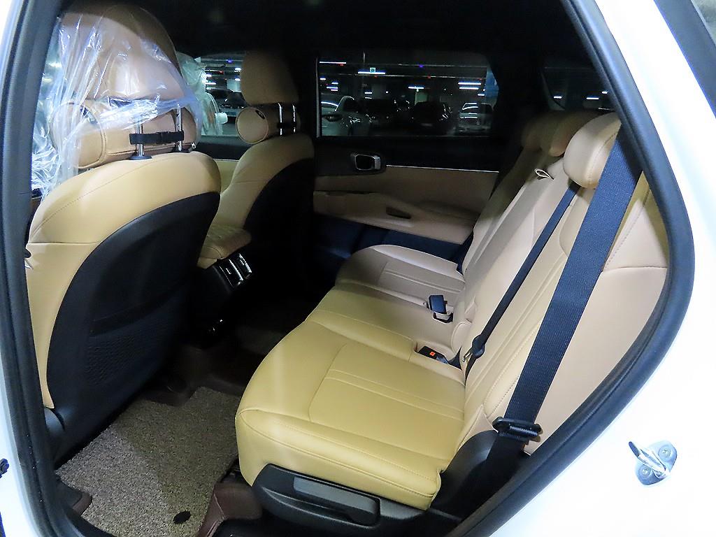 KIA Sorento - Vista 7
