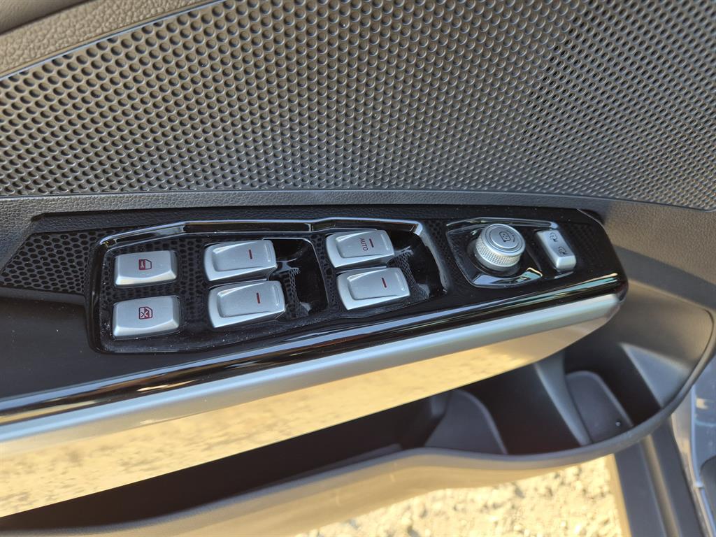 Ssangyong Tivoli 2015 Gris - Importación desde Corea - HF Imports Iquique - Foto 14