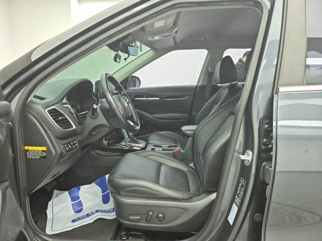 KIA Seltos - Vista 11