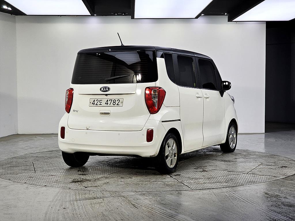 KIA Ray - Vista 4