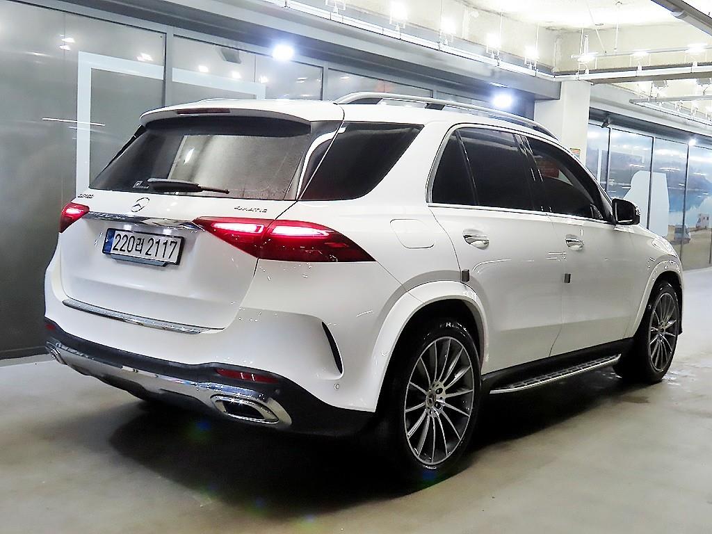 Mercedes Benz GLE Class - Vista 4