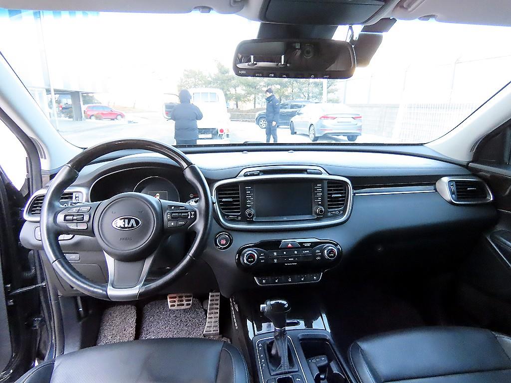 KIA Sorento - Vista 7