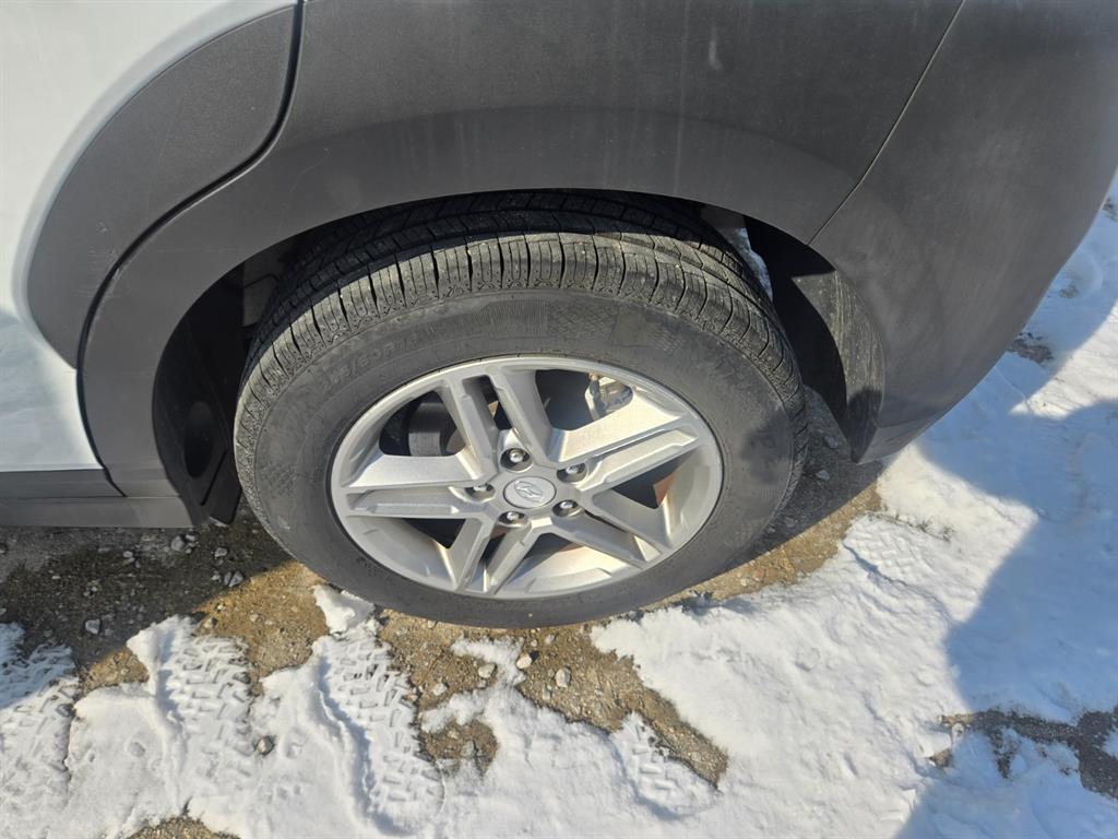 HYUNDAI Kona - Vista 10