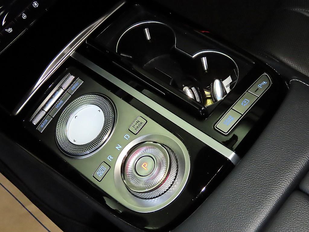 Genesis G80 - Vista 12