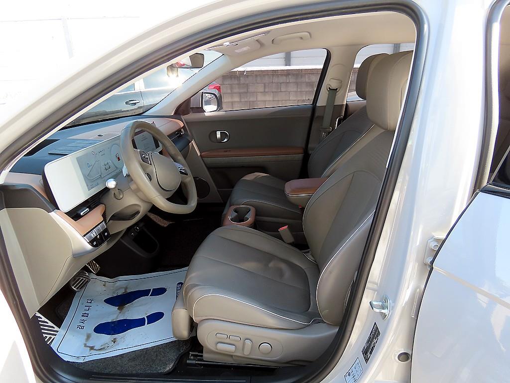 HYUNDAI Ioniq 5 - Vista 5