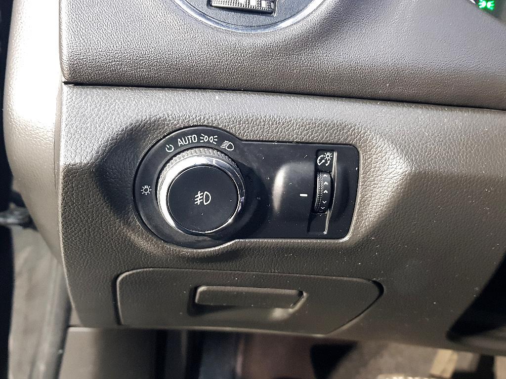 Chevrolet Cruise - Vista 11