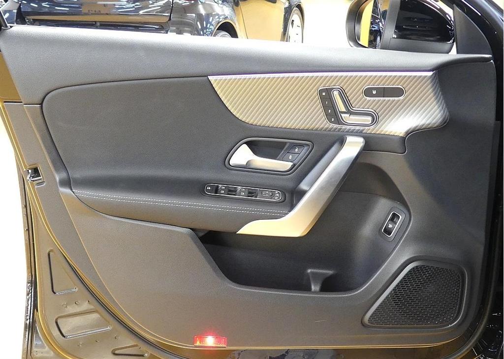 Mercedes Benz A Class - Vista 11