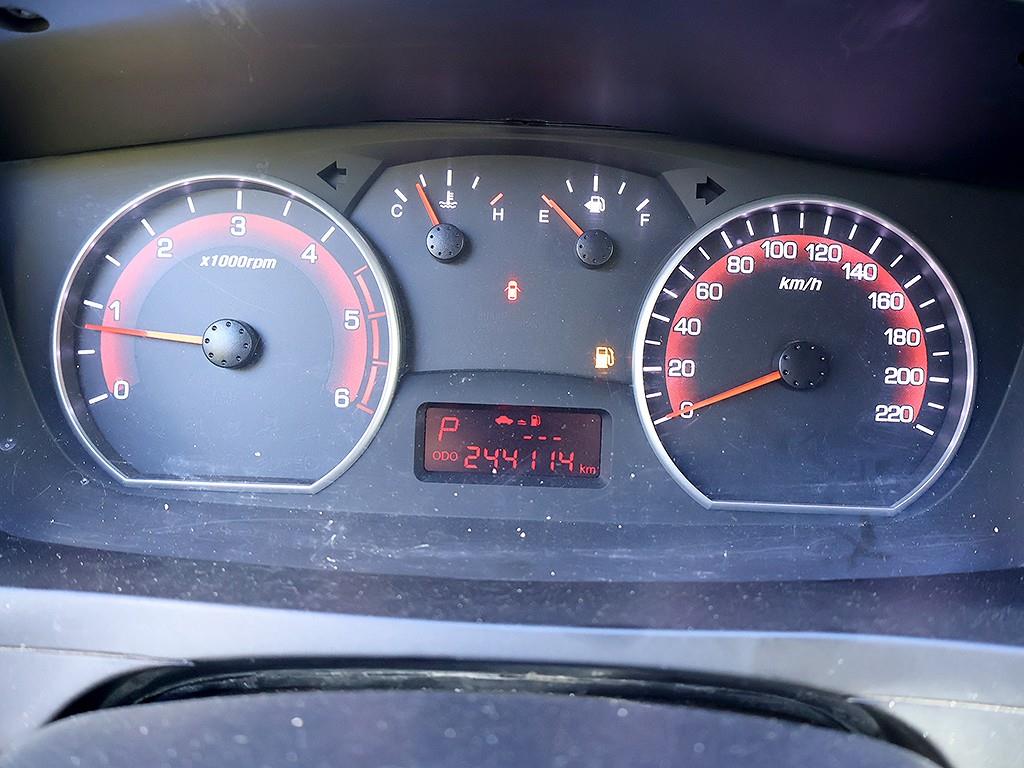 Ssangyong Korando - Vista 11