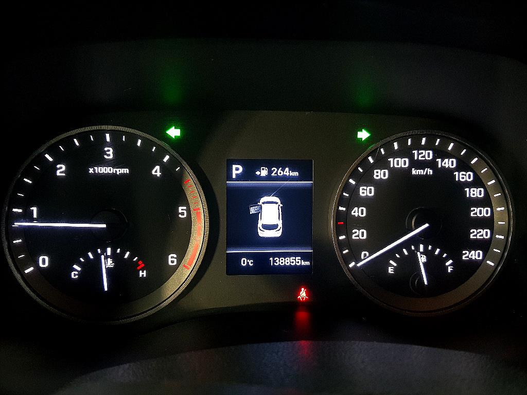 HYUNDAI Tucson - Vista 7